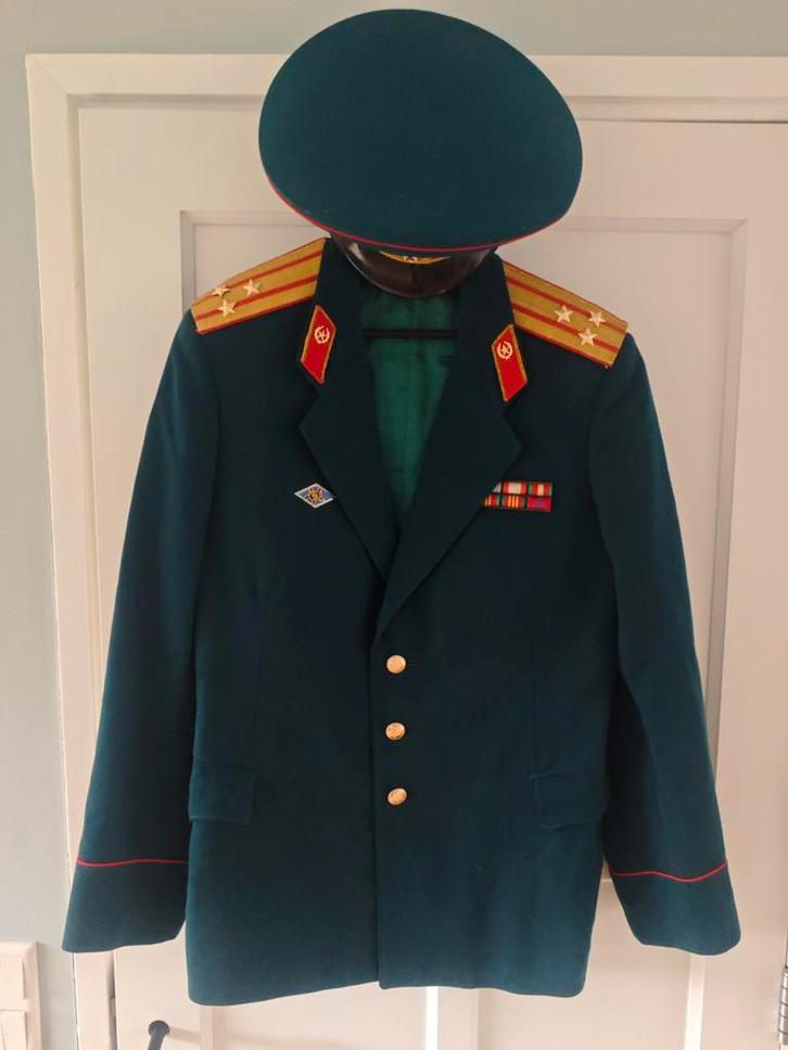 Russisch Soviet uniform Majoor., Verzamelen, Militaria | Algemeen, Landmacht, Kleding of Schoenen, Overige gebieden, Ophalen of Verzenden
