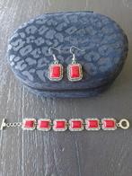 Zilveren oorbellen en armband., Sieraden, Tassen en Uiterlijk, Ophalen of Verzenden, Zo goed als nieuw, Overige kleuren