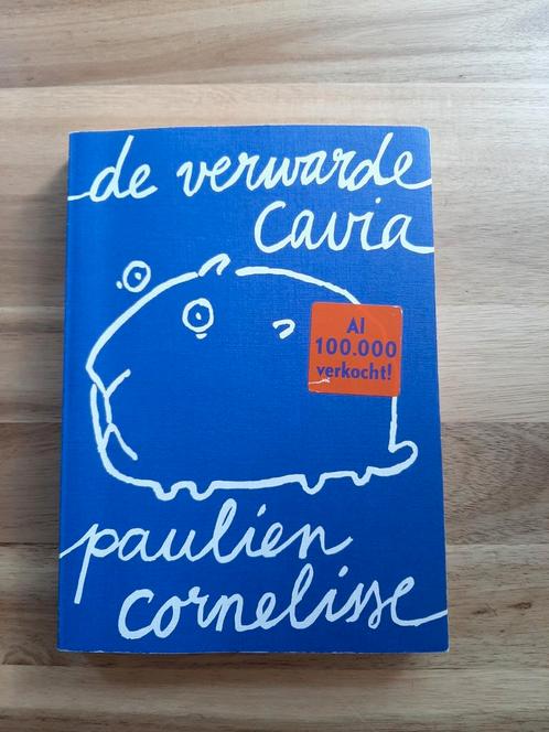 Paulien Cornelisse - De verwarde cavia, Boeken, Literatuur, Zo goed als nieuw, Nederland, Ophalen of Verzenden