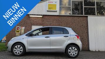 Toyota Yaris 1.3 VVTi - airco - 5 drs. - 2e eign. beschikbaar voor biedingen