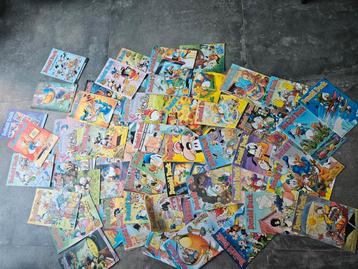 Donald Duck, tijdschriften,  vakantie- en pocketboeken beschikbaar voor biedingen