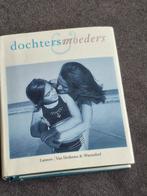 Dochters & Moeders - Van Holkema & Warendorf. Mooie gebonden, Ophalen of Verzenden, Zo goed als nieuw, Van Holkema & Warendorf