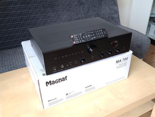 Magnat MA 700, 1 maand oud!, Audio, Tv en Foto, Versterkers en Receivers, Zo goed als nieuw, Stereo, Overige merken, Ophalen of Verzenden