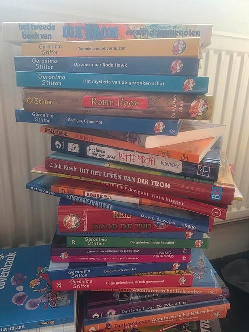 Bergen met boeken oa Geronimo Stilton en anderen zie foto's, Boeken, Partijen en Verzamelingen, Gelezen, Kind en Jeugd, Ophalen