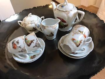 Antiek Theeservies, meer dan 100 jaar oud. beschikbaar voor biedingen