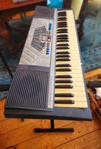 Keyboard + versterker + microfoonstandaard, Ophalen, Gebruikt, 61 toetsen, Overige merken