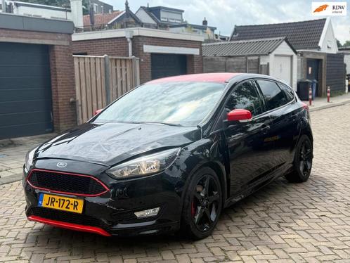 Ford Focus 1.5 Black Edition NAP!, Auto diversen, Schadeauto's, Handgeschakeld, Benzine, Hatchback, Zwart