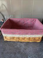 Mand met bekleding, Huis en Inrichting, Woonaccessoires | Schalen en Manden, Mand, Ophalen of Verzenden, Zo goed als nieuw, Riet