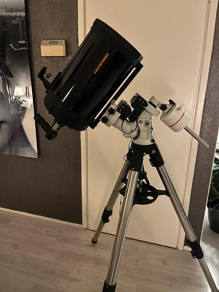 Celestron Spiegeltelescoop met Statief, Audio, Tv en Foto, Optische apparatuur | Telescopen, Gebruikt, Spiegeltelescoop (reflector)