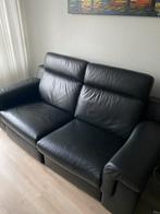 Zwarte lederen tweezitsbank met relaxfunctie, Huis en Inrichting, Ophalen, Gebruikt, 150 tot 200 cm, Tweepersoons