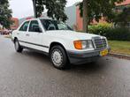 Mercedes-Benz 200-500 (W124) 230 E super netjes belasting vr, Auto's, Automaat, Gebruikt, 4 cilinders, 1290 kg