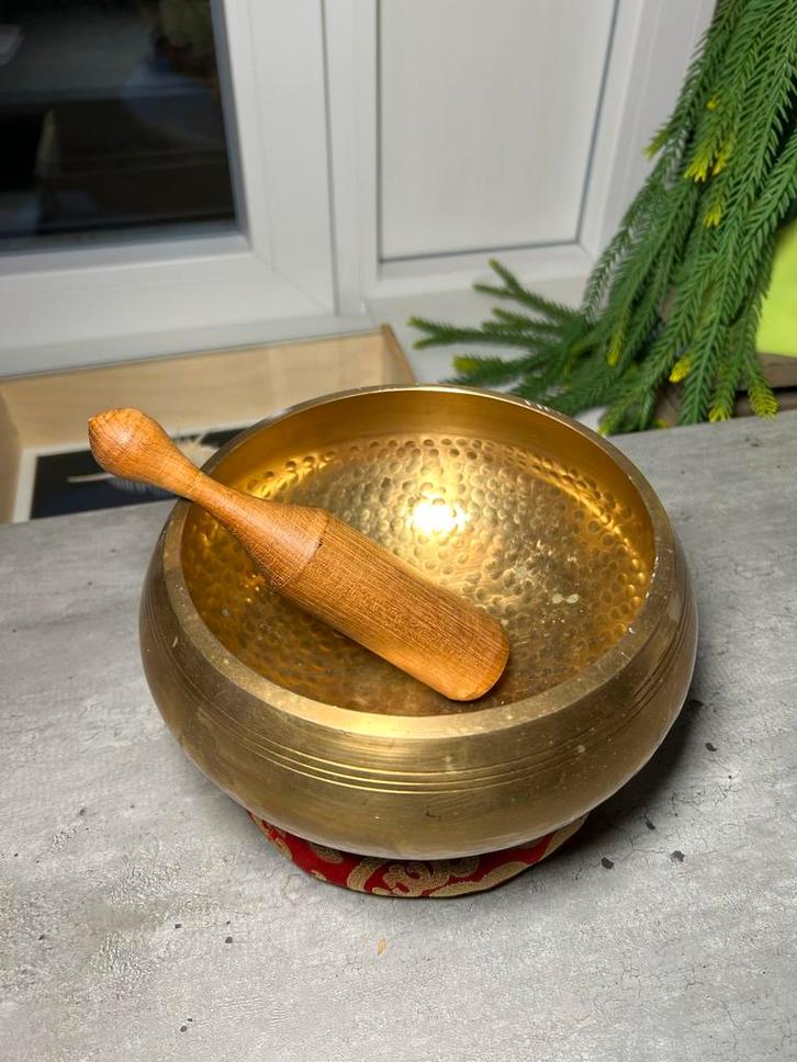 Grote Klankschaal met klopper en kussen, Muziek en Instrumenten, Percussie, Zo goed als nieuw, Melodische percussie, Ophalen of Verzenden