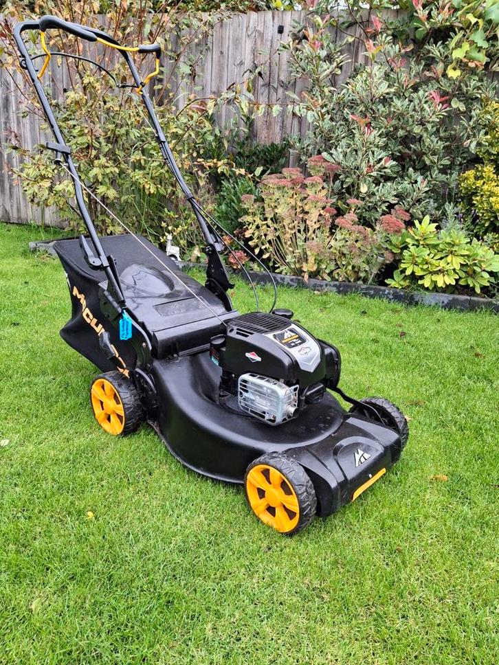 Garzon Grasmaaier - met krachtige Briggs &Stratton motor, Tuin en Terras, Grasmaaiers, Gebruikt, Benzine-grasmaaier, 50 cm of meer