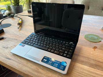 Asus Eee pc intel 1.5 ghz atom met FreeDos en DOOM beschikbaar voor biedingen