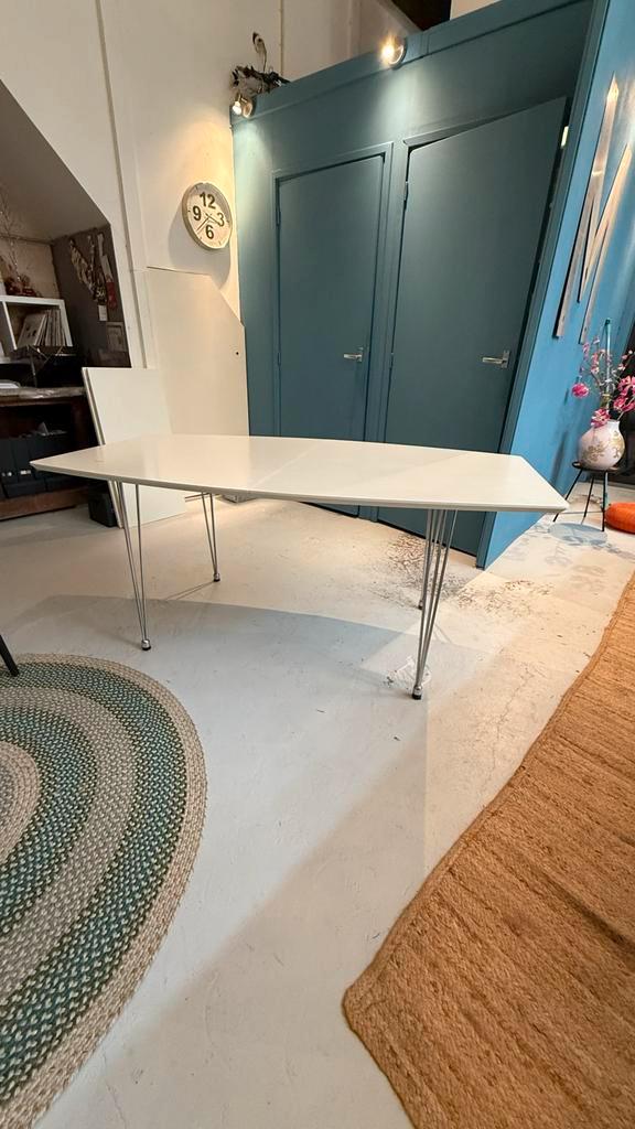 Design tafel wit Uitschuifbaar 2.80m stijl van Fritz Hansen, Huis en Inrichting, Tafels | Eettafels, Gebruikt, 50 tot 100 cm, 150 tot 200 cm