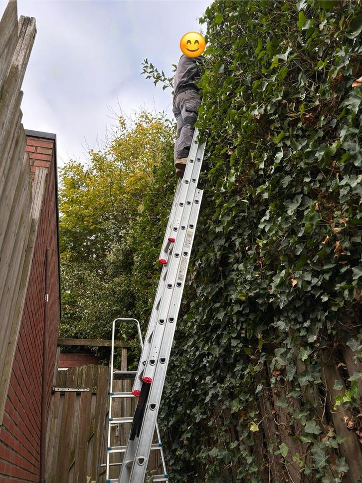 3 delige hoge ladder te huur!, Doe-het-zelf en Verbouw, Ladders en Trappen, Zo goed als nieuw, 4 meter of meer, Ophalen