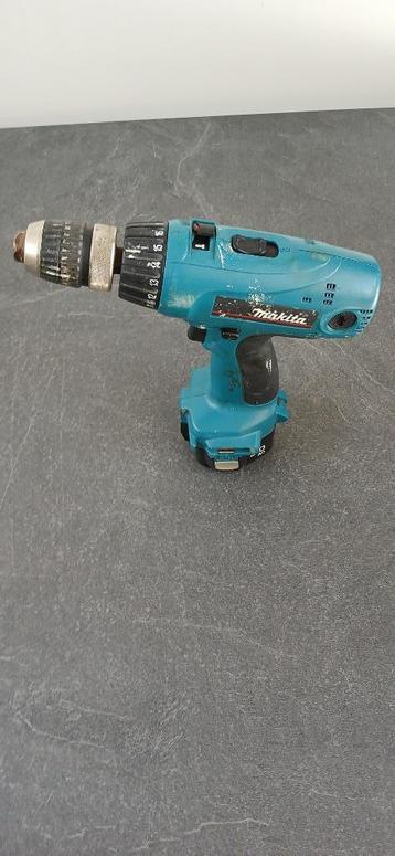 Makita 6317D accuboormachine 12V 3.0 Ah accuboor beschikbaar voor biedingen