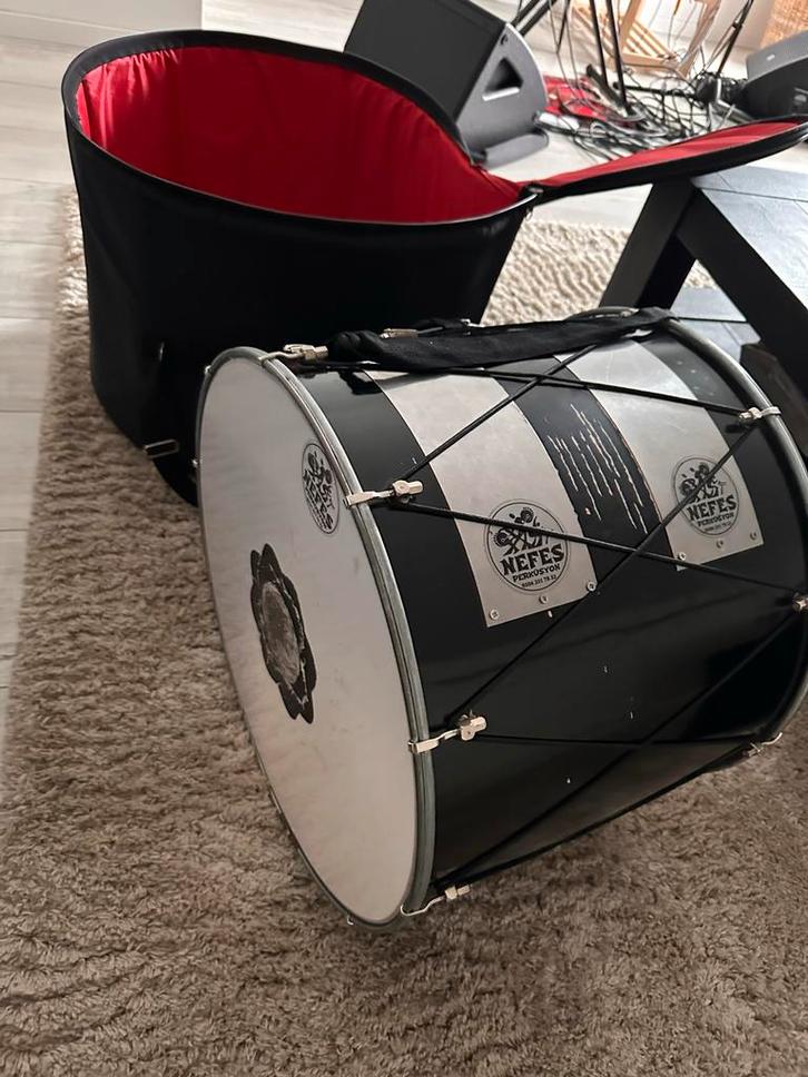 Turkse Davul met Luxe Hoes - Perfect voor Feesten!, Muziek en Instrumenten, Drumstellen en Slagwerk, Gebruikt, Ophalen of Verzenden