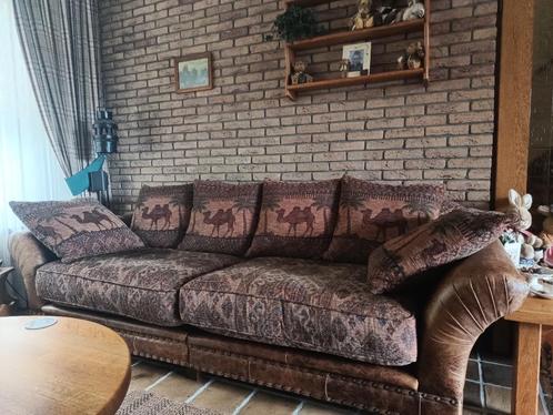 Unieke vintage 3-zits bank met kameelprint, Huis en Inrichting, Banken | Bankstellen, Zo goed als nieuw, Rechte bank, Driepersoons