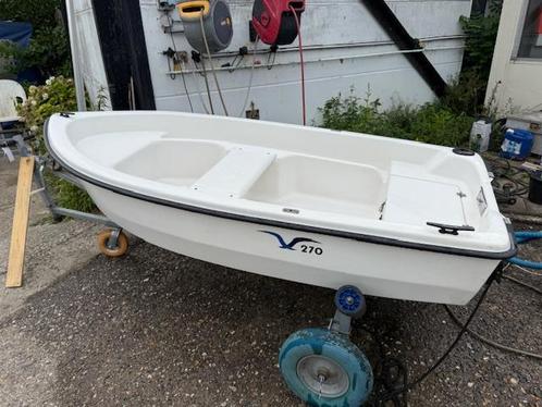 roeiboot 270 (bj 2010), Watersport en Boten, Vis- en Consoleboten, Gebruikt, Minder dan 3 meter, Overige brandstoffen, Polyester