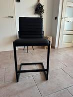 2 zwart leren industriële bar krukken, Huis en Inrichting, 2 krukken, Ophalen, 60 tot 90 cm