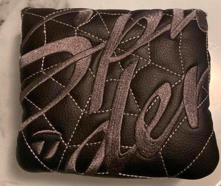 TAYLORMADE SPIDER TOUR PUTTER HEADCOVER / HOES - BLACK, Sport en Fitness, Golf, Nieuw, Club, Ophalen