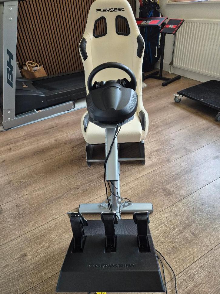 PlaySeat Evolution Wit met Thrustmaster TMX Pro, Computers en Software, Joysticks, Gebruikt, Ophalen