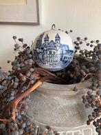 Delfts blauwe decoratie en/of kerstbal Vrijthof Maastricht, Antiek en Kunst, Antiek | Keramiek en Aardewerk, Ophalen of Verzenden