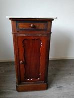 Antiek nachtkastje, Huis en Inrichting, Ophalen, Zo goed als nieuw, Minder dan 45 cm, 70 cm of meer