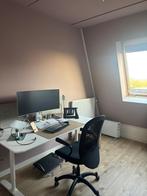 Ikea bureau, Huis en Inrichting, Ophalen, Zo goed als nieuw