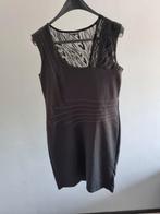 Jurkje, Kleding | Dames, Jurken, Ophalen, Zo goed als nieuw, Maat 46/48 (XL) of groter, Zwart