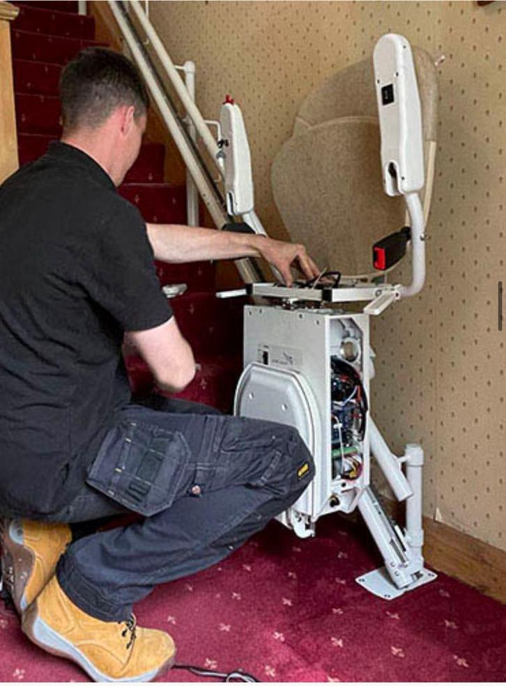 Herstelling Traplift Plateaulift Huislift, Diversen, Trapliften, Zo goed als nieuw, Ophalen of Verzenden