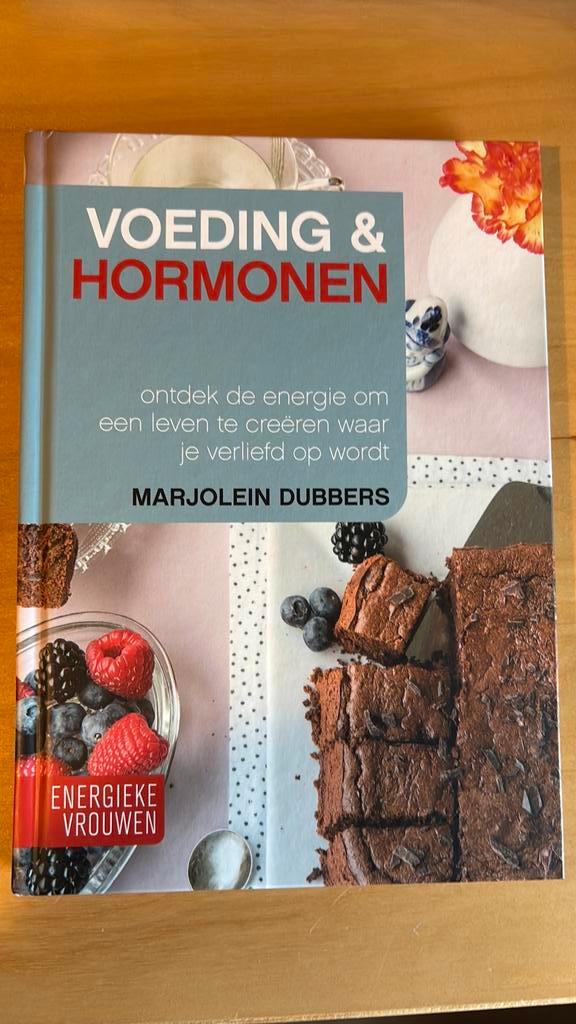 Marjolein Dubbers - Voeding & Hormonen, Boeken, Gezondheid, Dieet en Voeding, Zo goed als nieuw, Ophalen of Verzenden