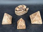 Egyptische souvenir set - Scarabee en piramides, Antiek en Kunst, Ophalen of Verzenden