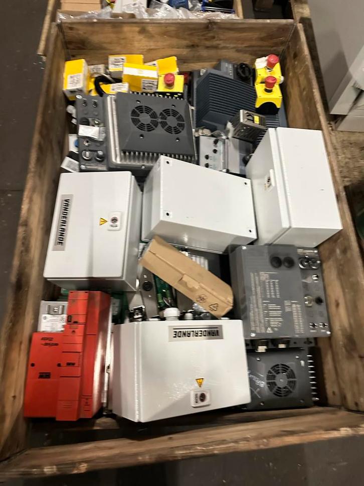 Diverse Elektronica Componenten - Industrieel, Hobby en Vrije tijd, Elektronica-componenten, Zo goed als nieuw, Ophalen