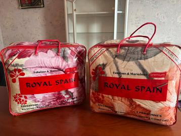 Nieuw - Warme dikke dekens beschikbaar voor biedingen