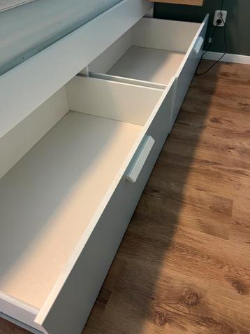IKEA Bedframe 200x160 met laden - afbeelding 8