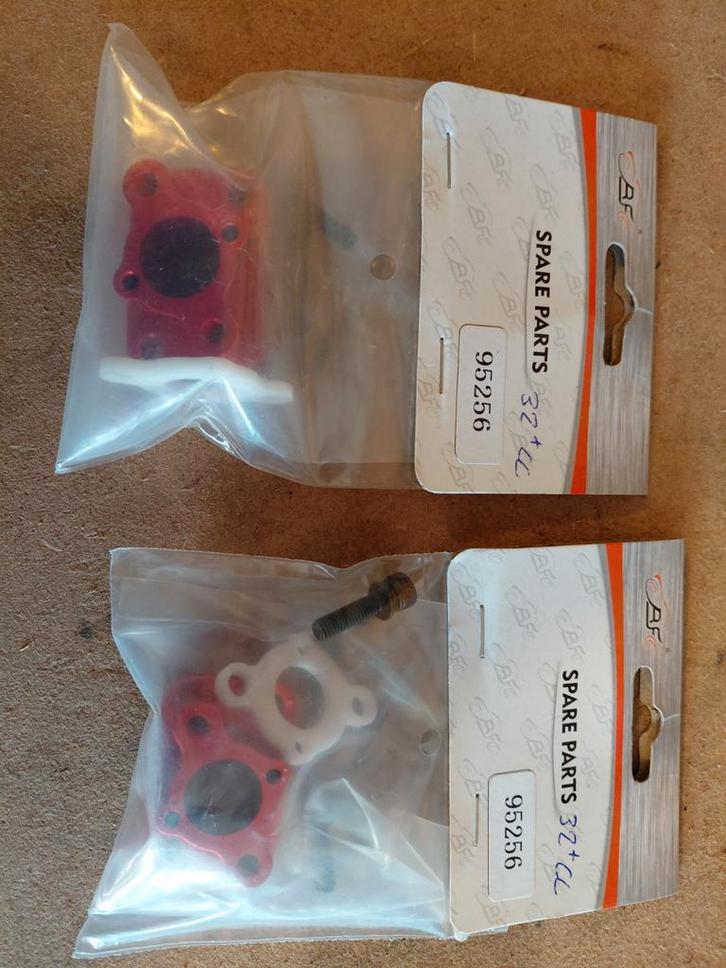 Nieuwe aluminium isolators 32 CC., Hobby en Vrije tijd, Modelauto's | 1:5 tot 1:12, Nieuw, Auto, Ophalen of Verzenden