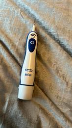 Oral-B tandenborstel op batterijen Braun, Tandenborstel, Ophalen of Verzenden, Zo goed als nieuw