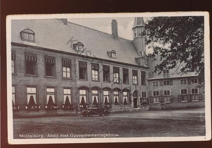 Middelburg - Abdij met Gouvernementsgebouw [KRST009-1792, Verzamelen, Ansichtkaarten | Nederland, Gelopen, Zeeland, 1940 tot 1960