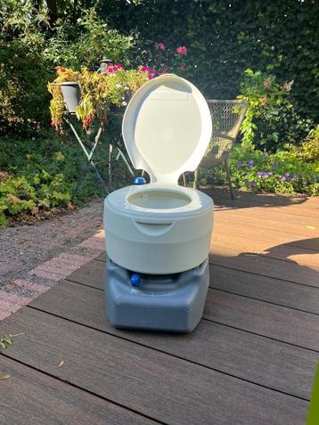 Portable toilet / chemisch toilet merk Campingaz beschikbaar voor biedingen