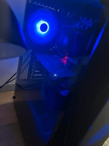 Game pc beschikbaar voor biedingen