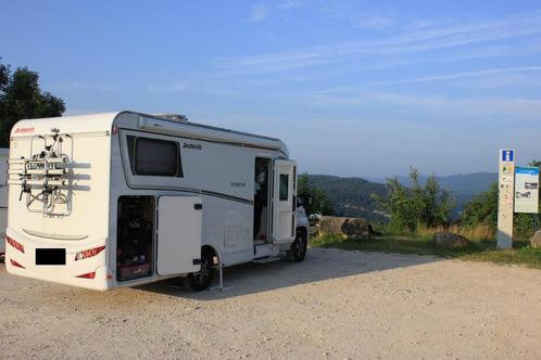 Thule fietsenlift voor caravan of camper, Caravans en Kamperen, Caravan accessoires, Zo goed als nieuw, Ophalen of Verzenden
