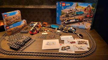 Lego 60336 Goederentrein compleet en met extra sets rails. beschikbaar voor biedingen