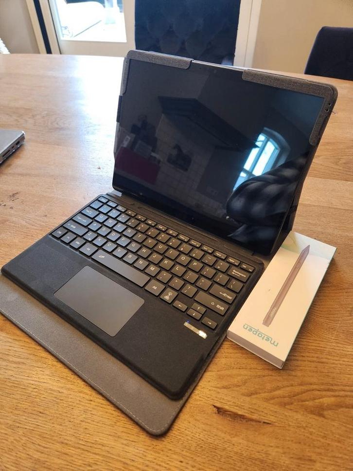 Surface Pro X SQ1 8GB 128GB met Fintie hoes, keyboard en pen, Computers en Software, Windows Tablets, Gebruikt, Wi-Fi en Mobiel internet