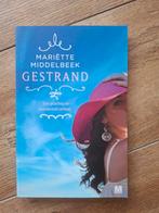 Gestrand - Mariëtte Middelbeek Roman, Ophalen of Verzenden, Zo goed als nieuw, Mariëtte Middelbeek, Nederland