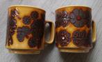 Twee amber bruine bekers vintage wp Engeland 1970 keramiek, Antiek en Kunst, Antiek | Keramiek en Aardewerk, Ophalen of Verzenden