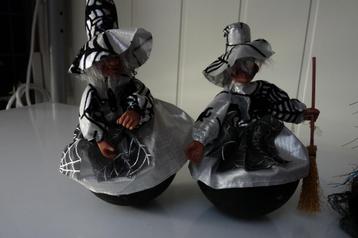 nieuw 2 tuimel heksen (tuincentrum) beschikbaar voor biedingen