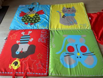 Speelmat 120x120 cm met opbergtas beschikbaar voor biedingen
