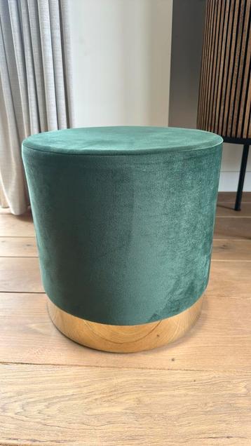 Poef kruk kleur glasgroen velvet goudkleurige onderkant  beschikbaar voor biedingen